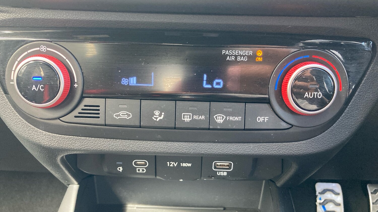 Vehicle 29