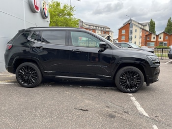 Used Jeep Compass 2024 for sale - 75298529: Photo