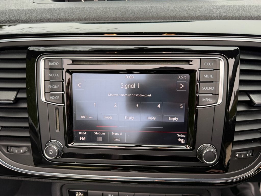 Used Volkswagen Beetle 2016 for sale - 77594491: Photo 14