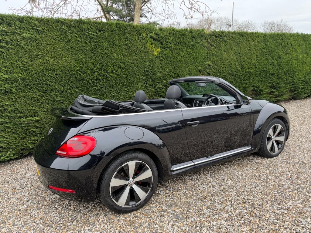 Used Volkswagen Beetle 2016 for sale - 77594491: Photo 24