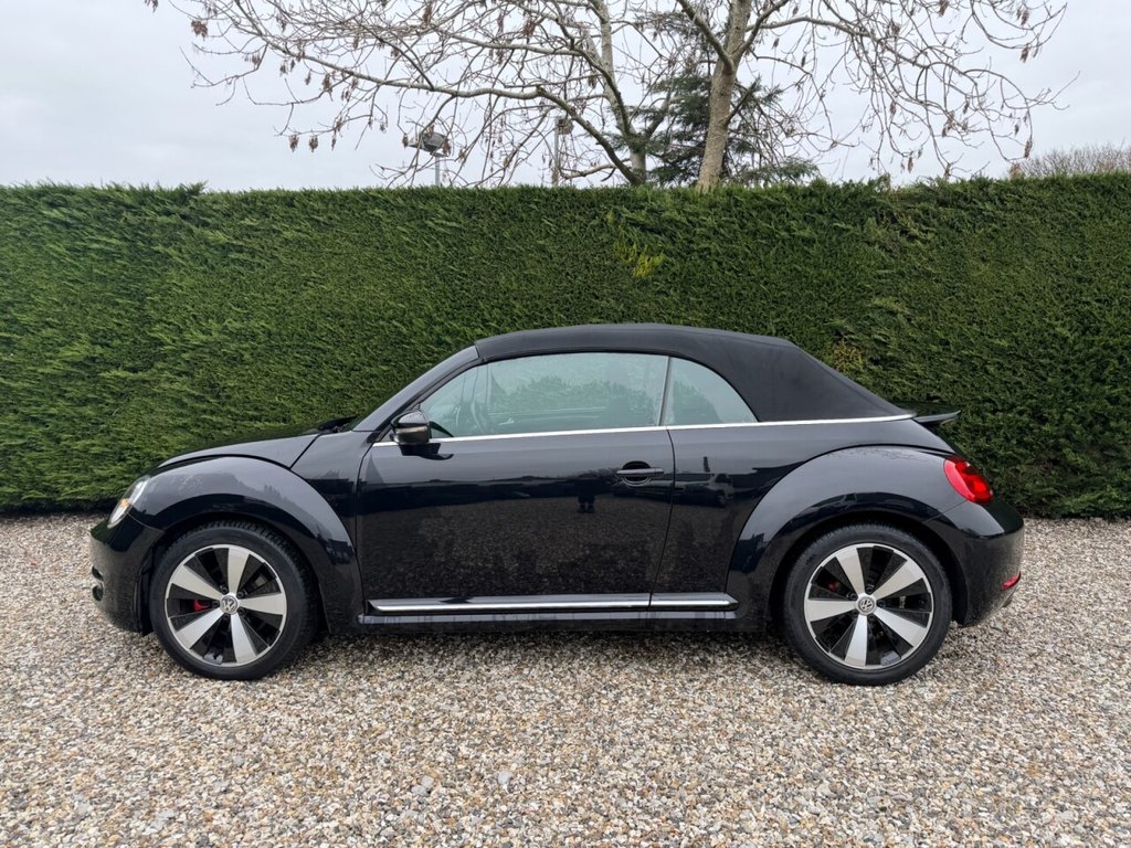 Used Volkswagen Beetle 2016 for sale - 77594491: Photo 5