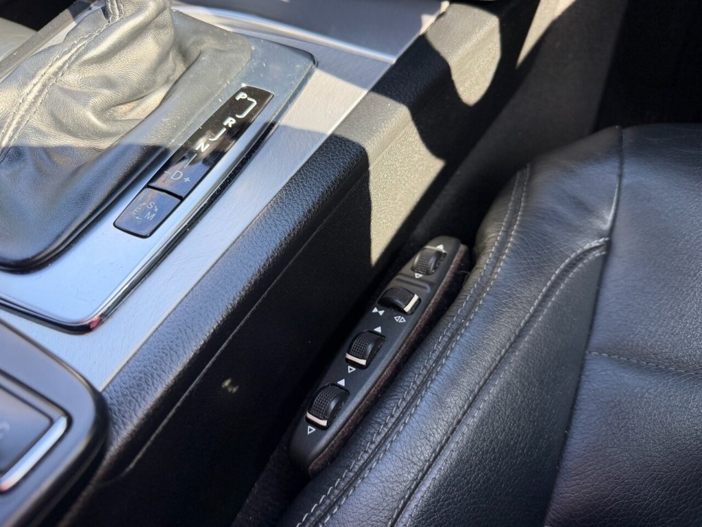 Used Mercedes-Benz E Class 2012 for sale - 77966964: Photo 19