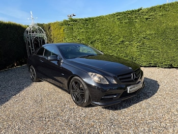 Used Mercedes-Benz E Class 2012 for sale - 77966964: Photo