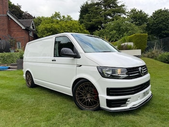 Used Volkswagen Transporter 2019 for sale - 78824298: Photo