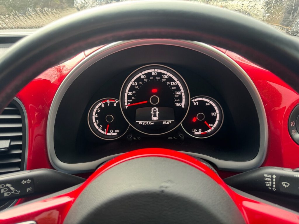 Used Volkswagen Beetle 2014 for sale - 76430011: Photo 20