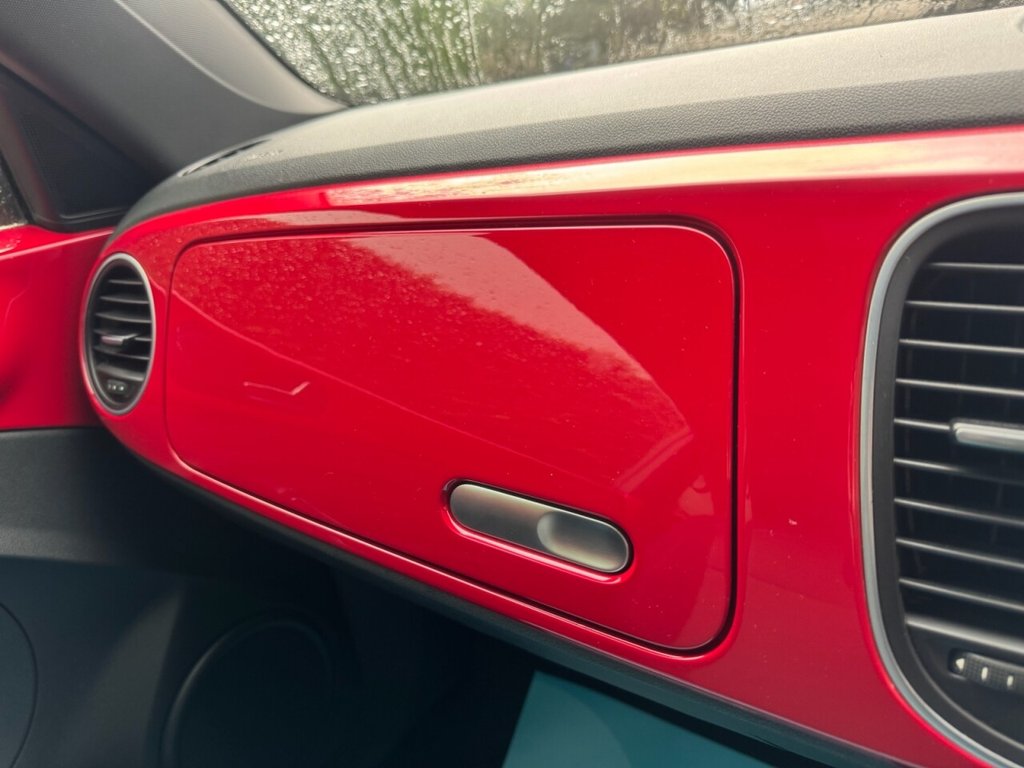 Used Volkswagen Beetle 2014 for sale - 76430011: Photo 22