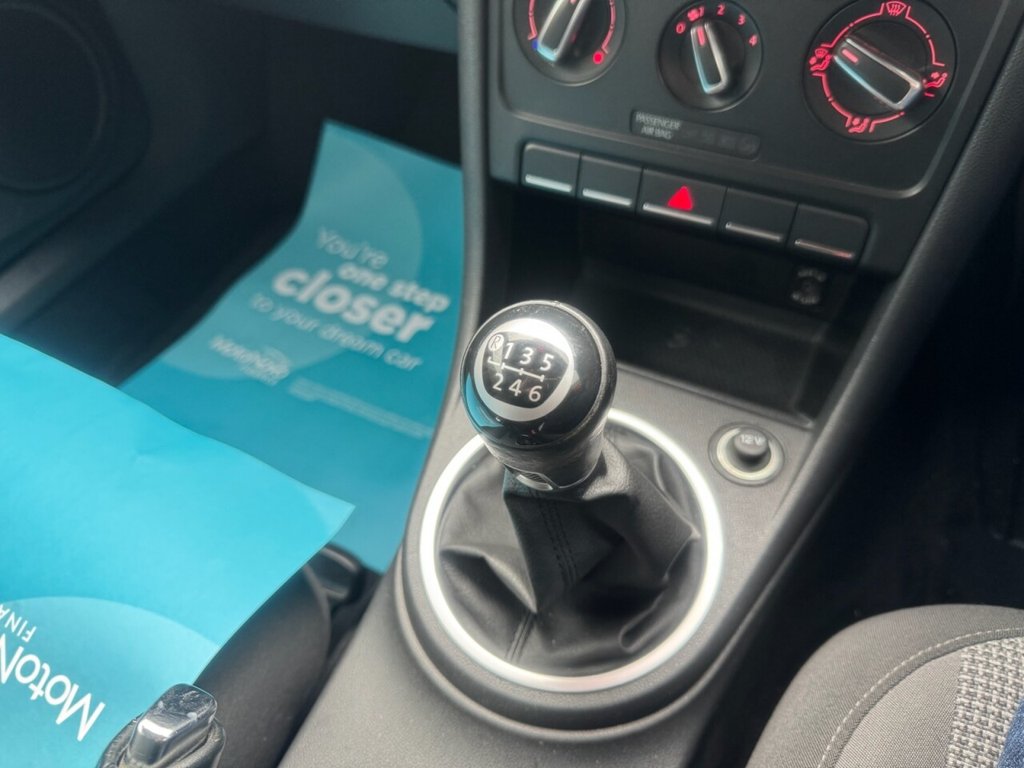 Used Volkswagen Beetle 2014 for sale - 76430011: Photo 23