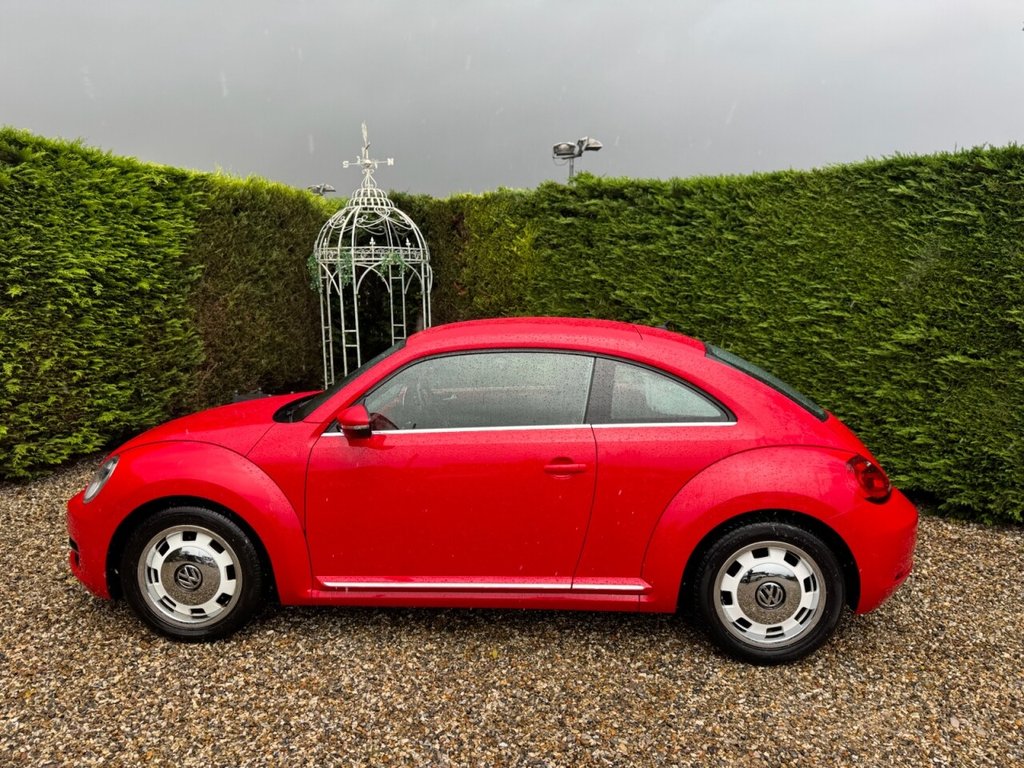 Used Volkswagen Beetle 2014 for sale - 76430011: Photo 4