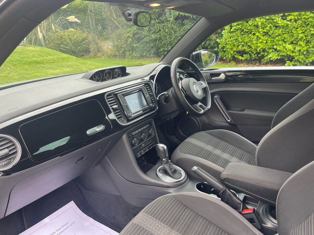 Used Volkswagen Beetle 2016 for sale - 76631716: Photo 23