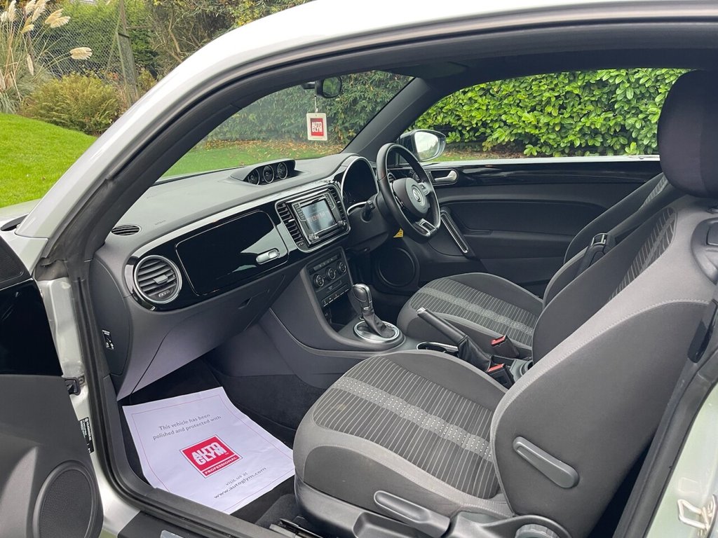 Used Volkswagen Beetle 2016 for sale - 76631716: Photo 30