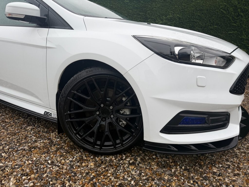 Used Ford Focus 2017 for sale - 76559116: Photo 27