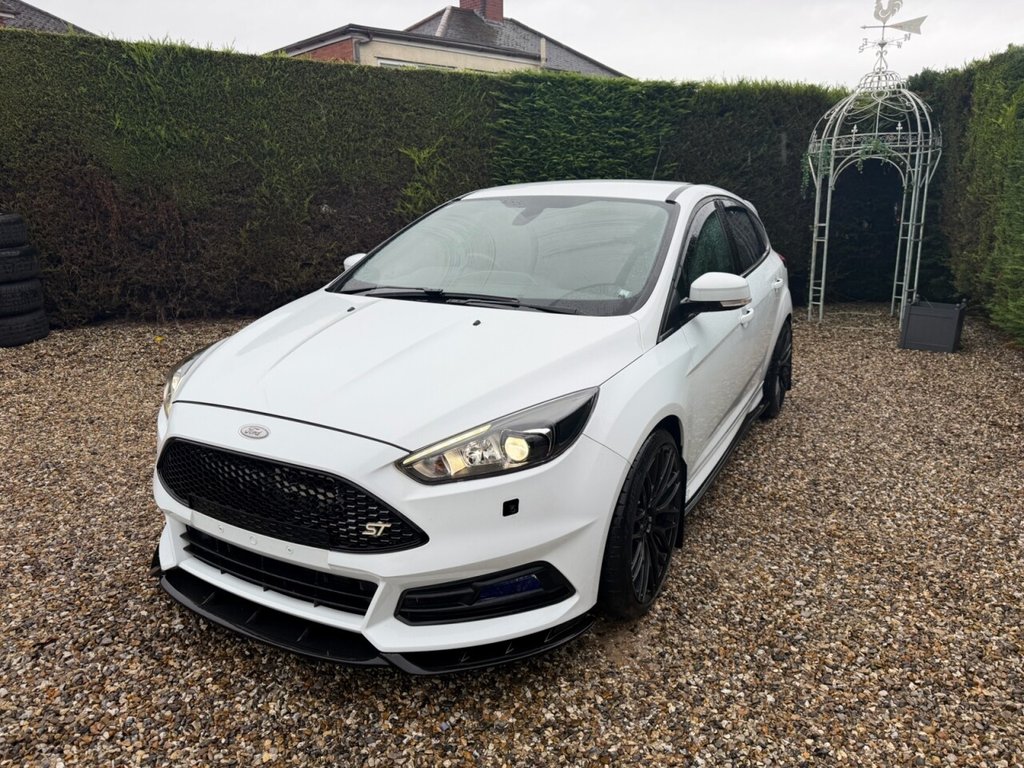 Used Ford Focus 2017 for sale - 76559116: Photo 6