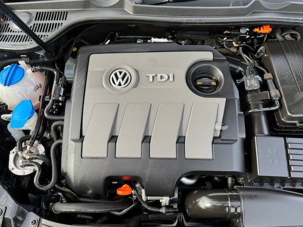 Used Volkswagen Golf 2013 for sale - 76273855: Photo 19
