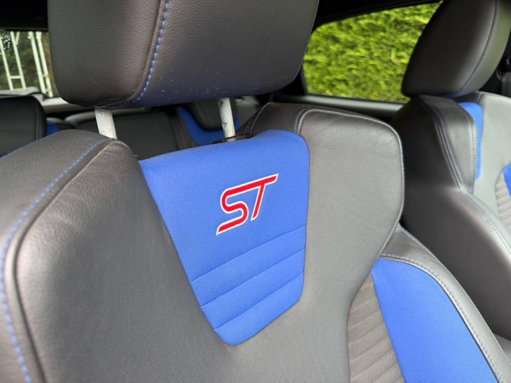 Used Ford Focus 2012 for sale - 77666994: Photo 12