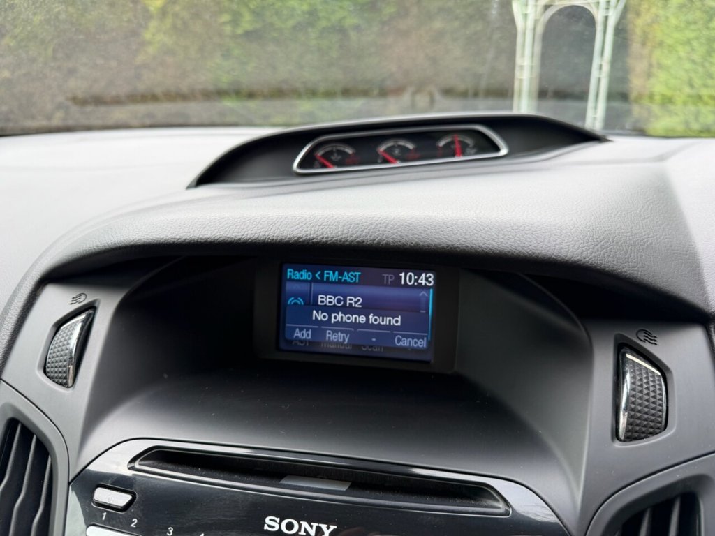 Used Ford Focus 2012 for sale - 77666994: Photo 18