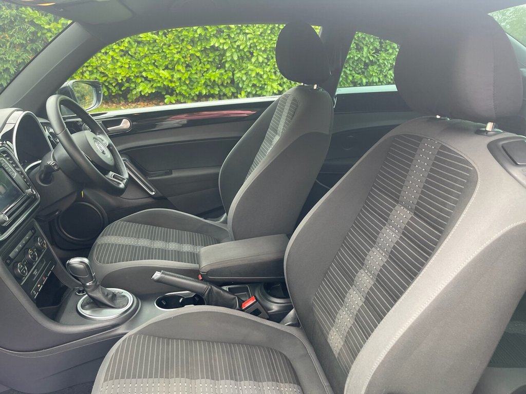 Used Volkswagen Beetle 2016 for sale - 76909812: Photo 24