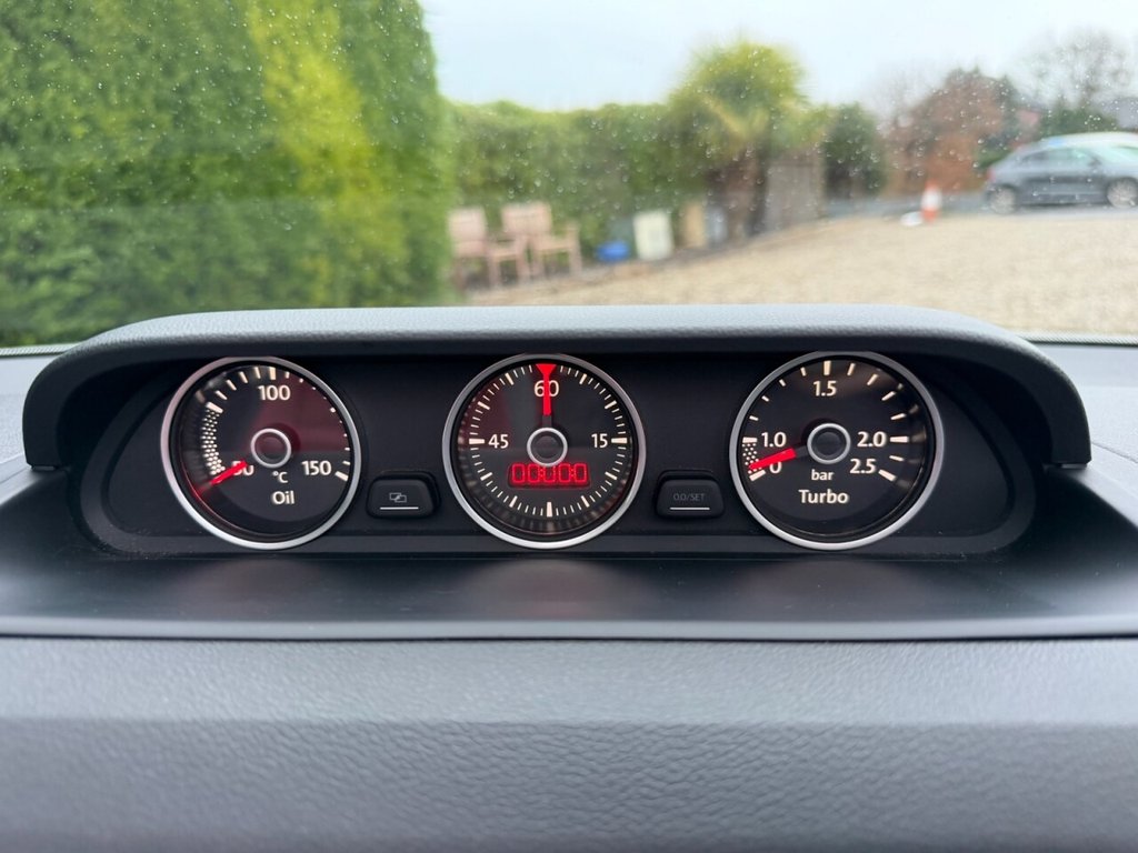 Used Volkswagen Beetle 2013 for sale - 77703776: Photo 12