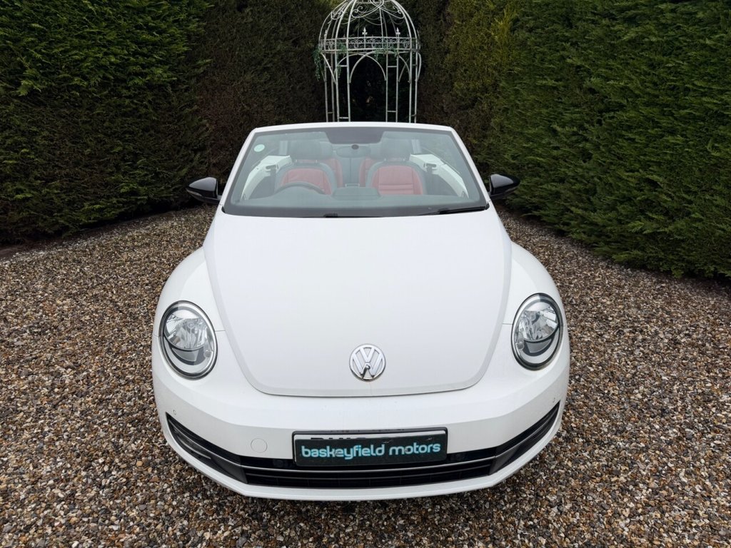 Used Volkswagen Beetle 2013 for sale - 77703776: Photo 2