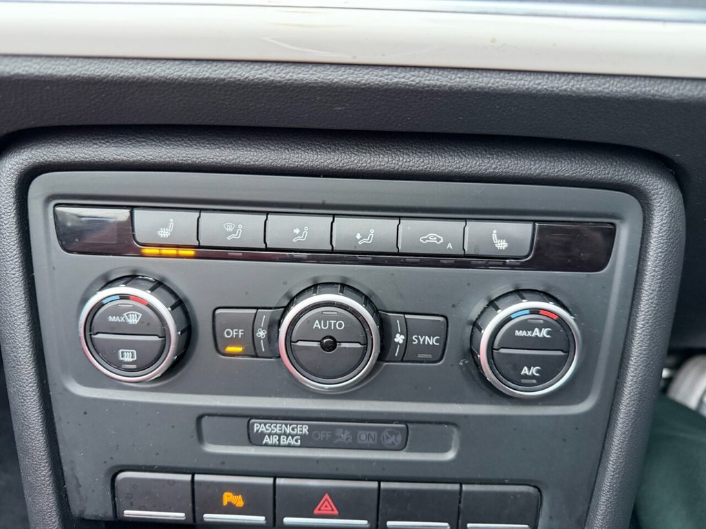 Used Volkswagen Beetle 2013 for sale - 77703776: Photo 26