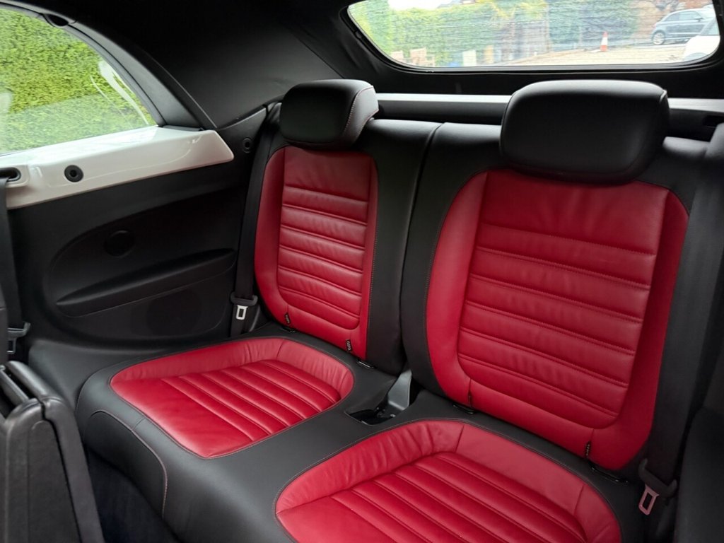 Used Volkswagen Beetle 2013 for sale - 77703776: Photo 32