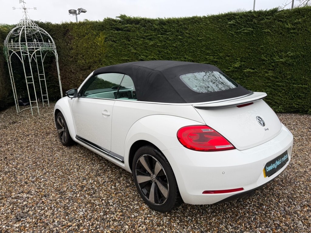 Used Volkswagen Beetle 2013 for sale - 77703776: Photo 8