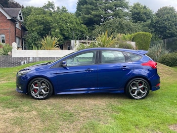 Used Ford Focus 2015 for sale - 75411147: Photo