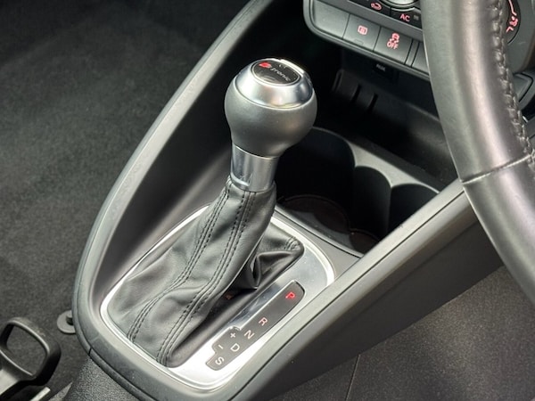 Used Audi A1 2011 for sale - 76210790: Photo 22