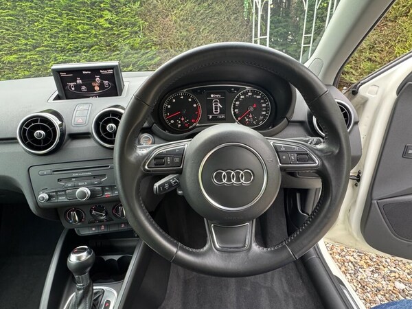Used Audi A1 2011 for sale - 76210790: Photo 28