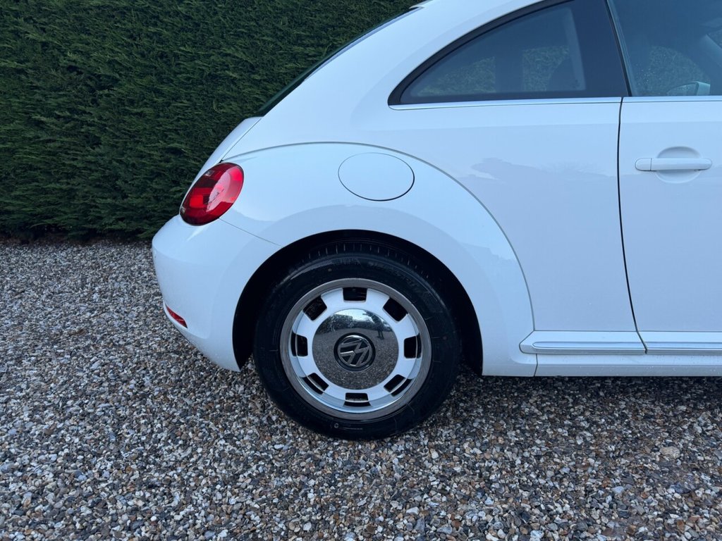 Used Volkswagen Beetle 2015 for sale - 77356676: Photo 26