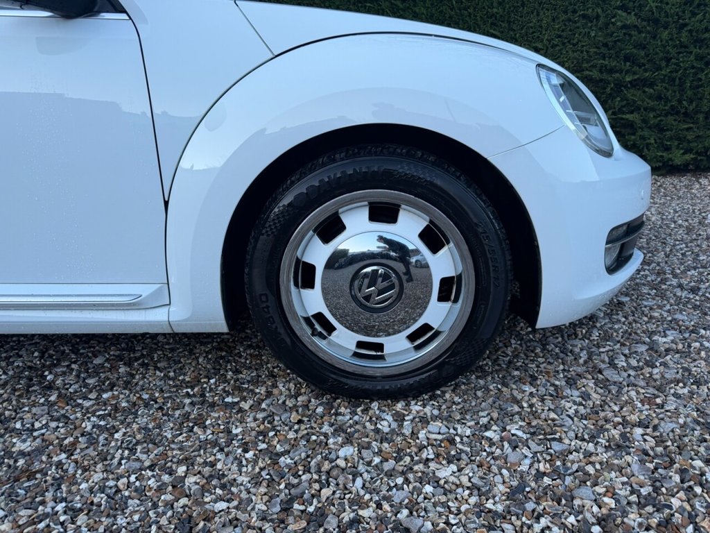 Used Volkswagen Beetle 2015 for sale - 77356676: Photo 27