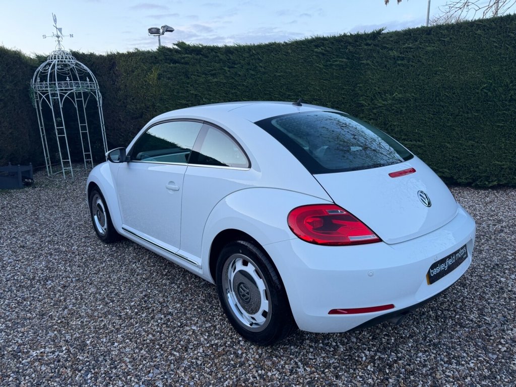 Used Volkswagen Beetle 2015 for sale - 77356676: Photo 9