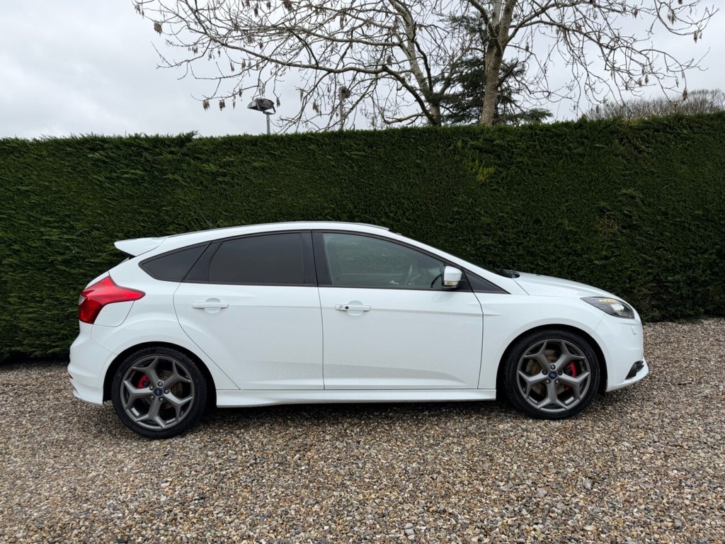 Used Ford Focus 2013 for sale - 77780397: Photo 5