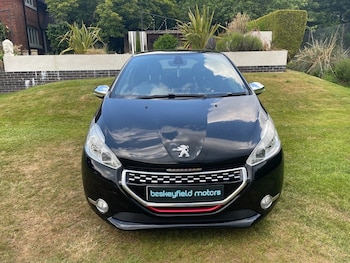 Used Peugeot 208 2013 for sale - 75300861: Photo
