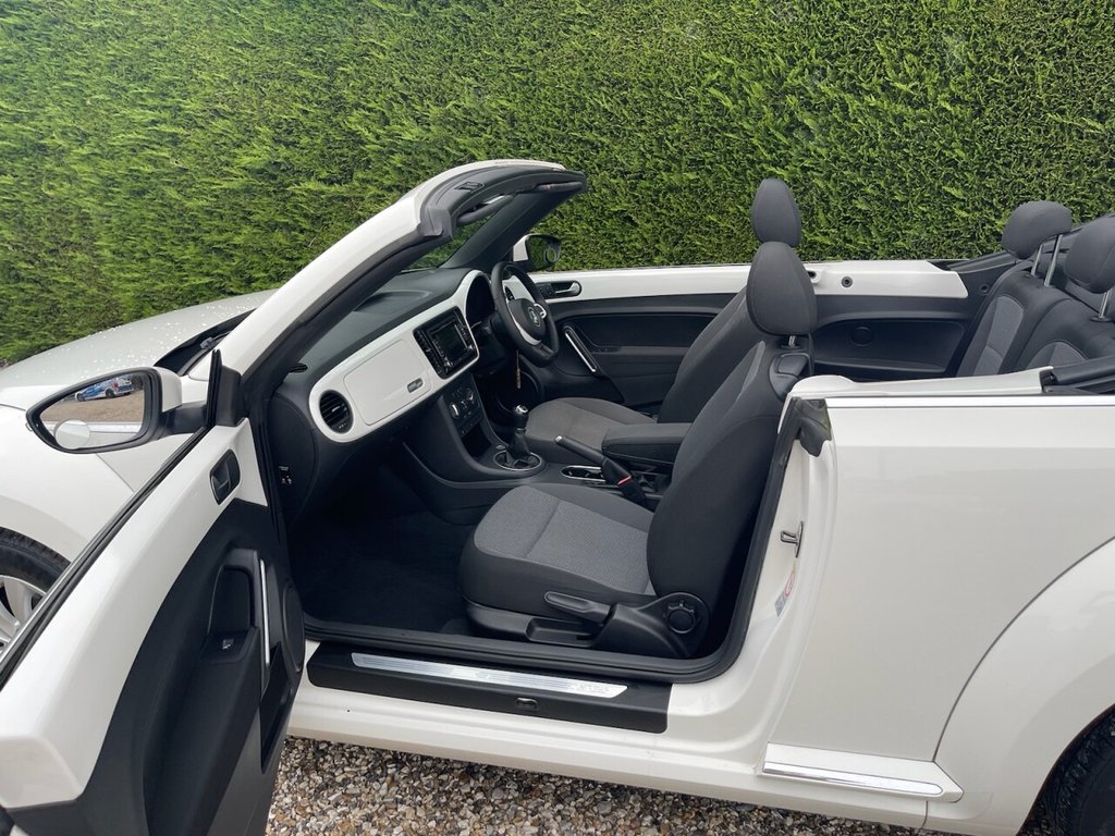 Used Volkswagen Beetle 2013 for sale - 76132343: Photo 14