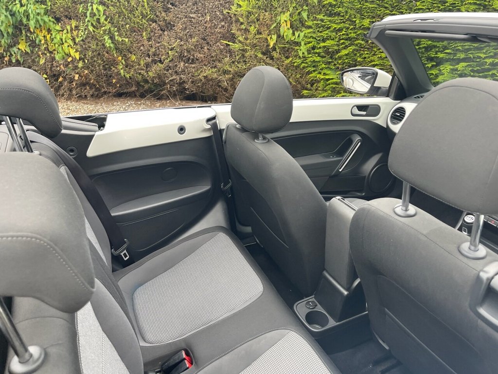 Used Volkswagen Beetle 2013 for sale - 76132343: Photo 24