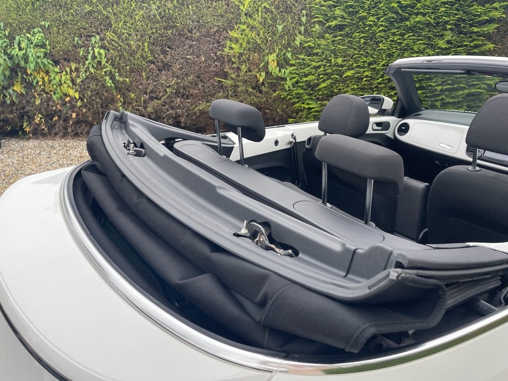 Used Volkswagen Beetle 2013 for sale - 76132343: Photo 25