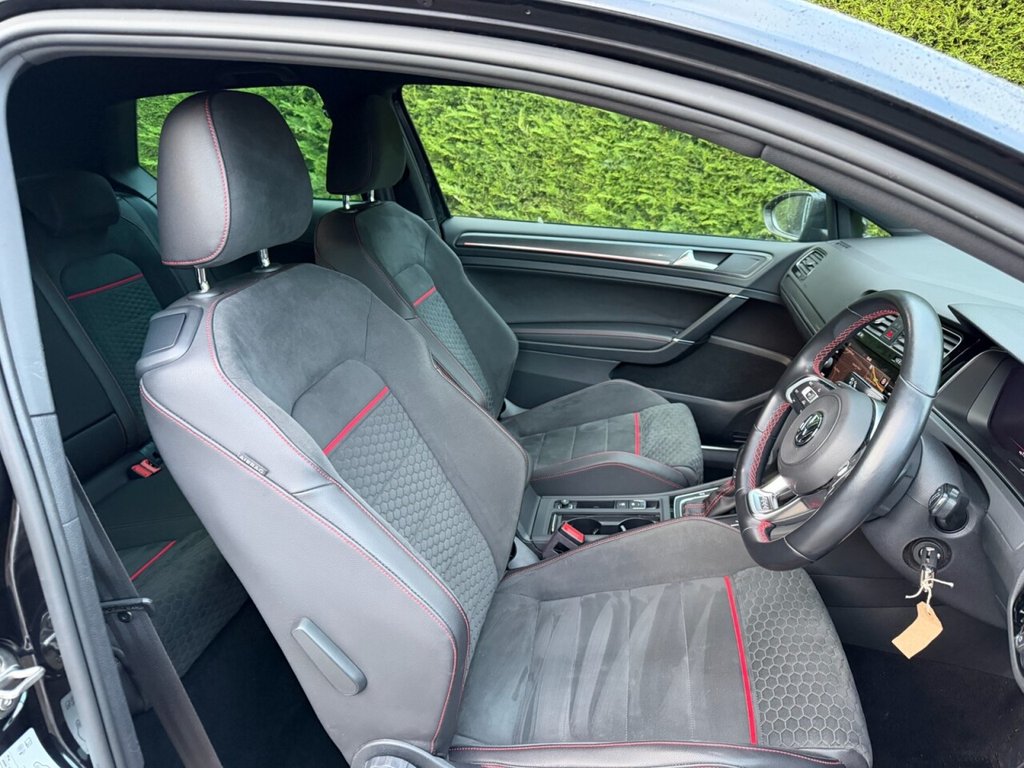 Used Volkswagen Golf 2018 for sale - 77133499: Photo 20