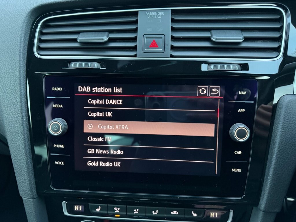 Used Volkswagen Golf 2018 for sale - 77133499: Photo 23