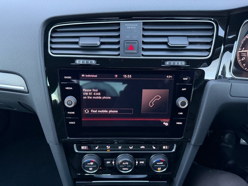 Used Volkswagen Golf 2018 for sale - 77133499: Photo 24