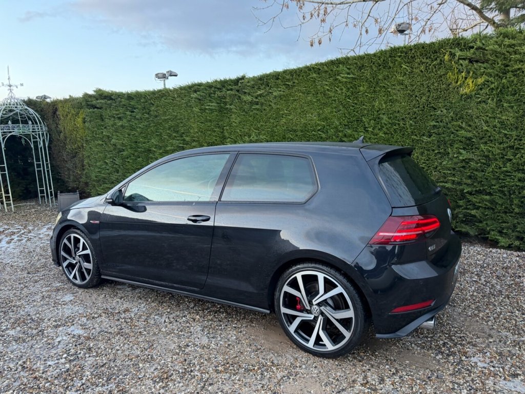 Used Volkswagen Golf 2018 for sale - 77133499: Photo 35