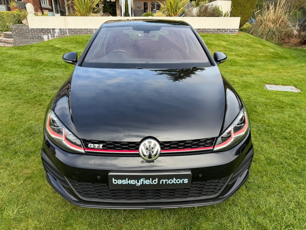 Used Volkswagen Golf 2018 for sale - 77133499: Photo 42