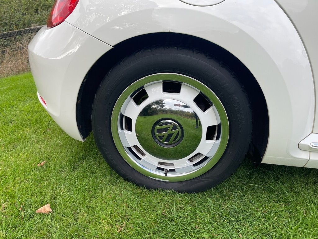 Used Volkswagen Beetle 2012 for sale - 76617223: Photo 49