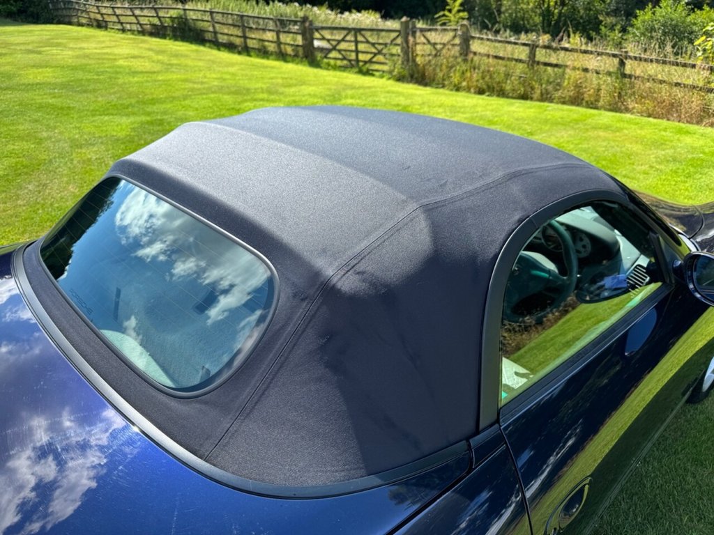 Used Porsche Boxster 2003 for sale - 76322930: Photo 25