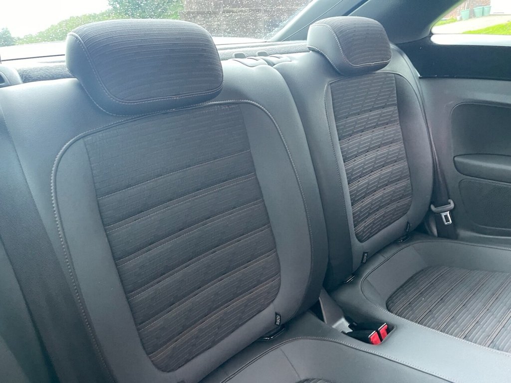 Used Volkswagen Beetle 2013 for sale - 76535573: Photo 14