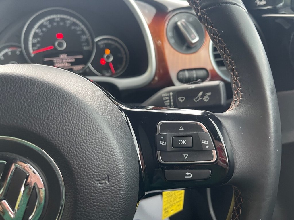 Used Volkswagen Beetle 2013 for sale - 76535573: Photo 29