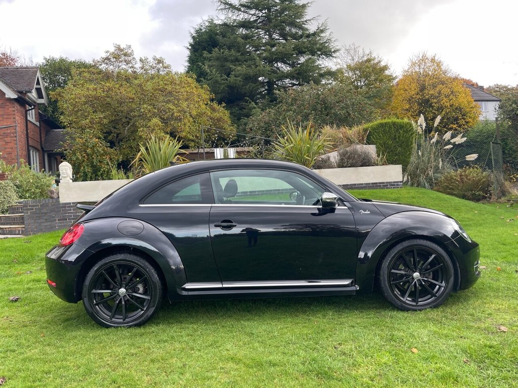 Used Volkswagen Beetle 2013 for sale - 76535573: Photo 6