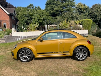 Used Volkswagen Beetle 2017 for sale - 75573415: Photo
