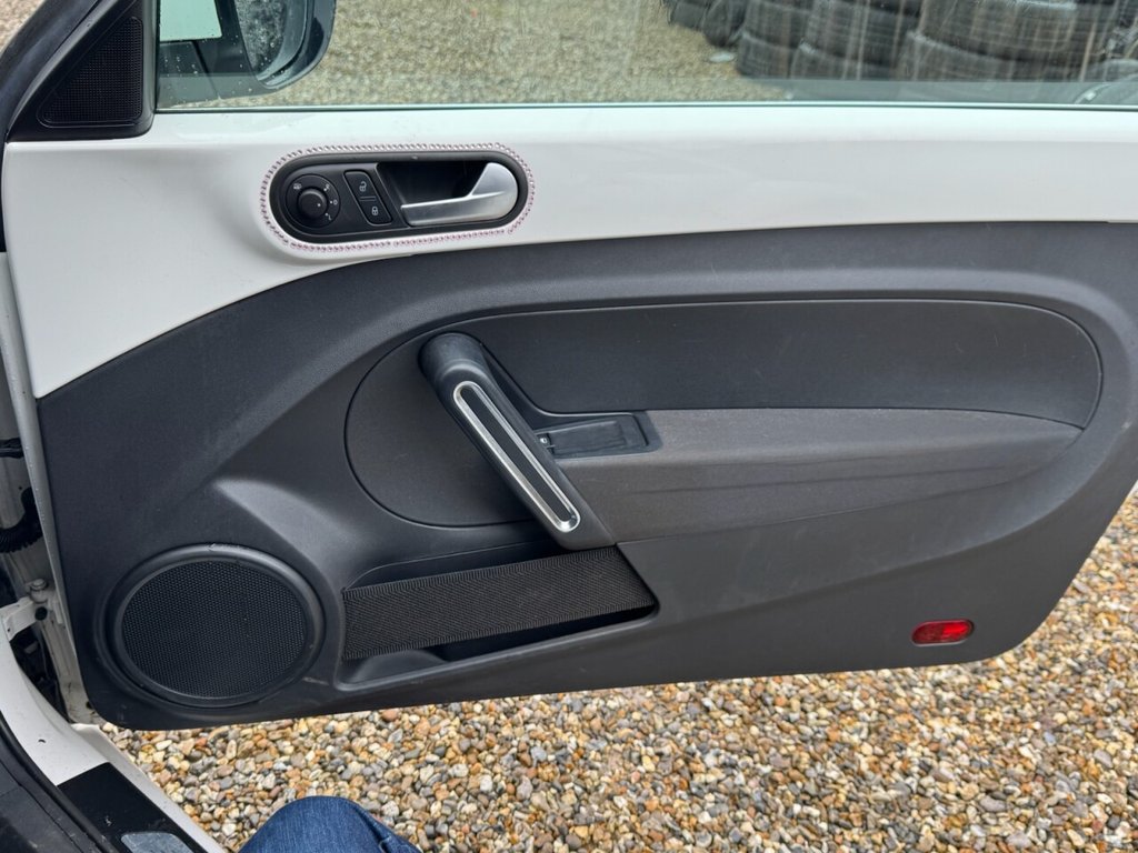 Used Volkswagen Beetle 2012 for sale - 77521301: Photo 13