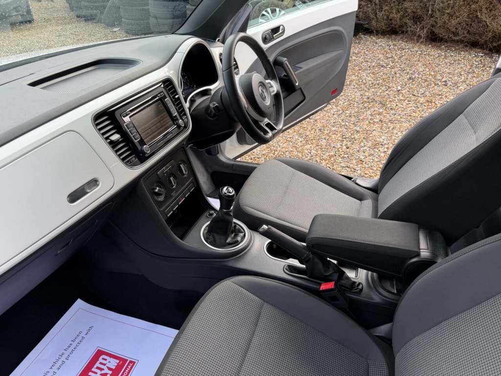 Used Volkswagen Beetle 2012 for sale - 77521301: Photo 23