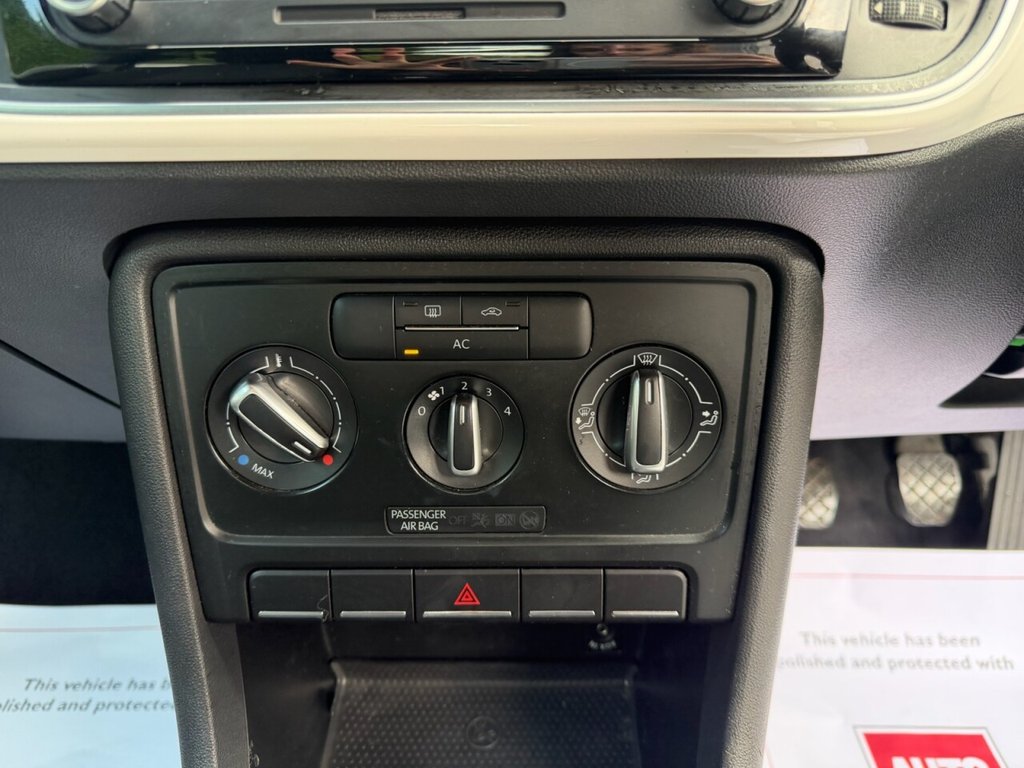 Used Volkswagen Beetle 2012 for sale - 77521301: Photo 29